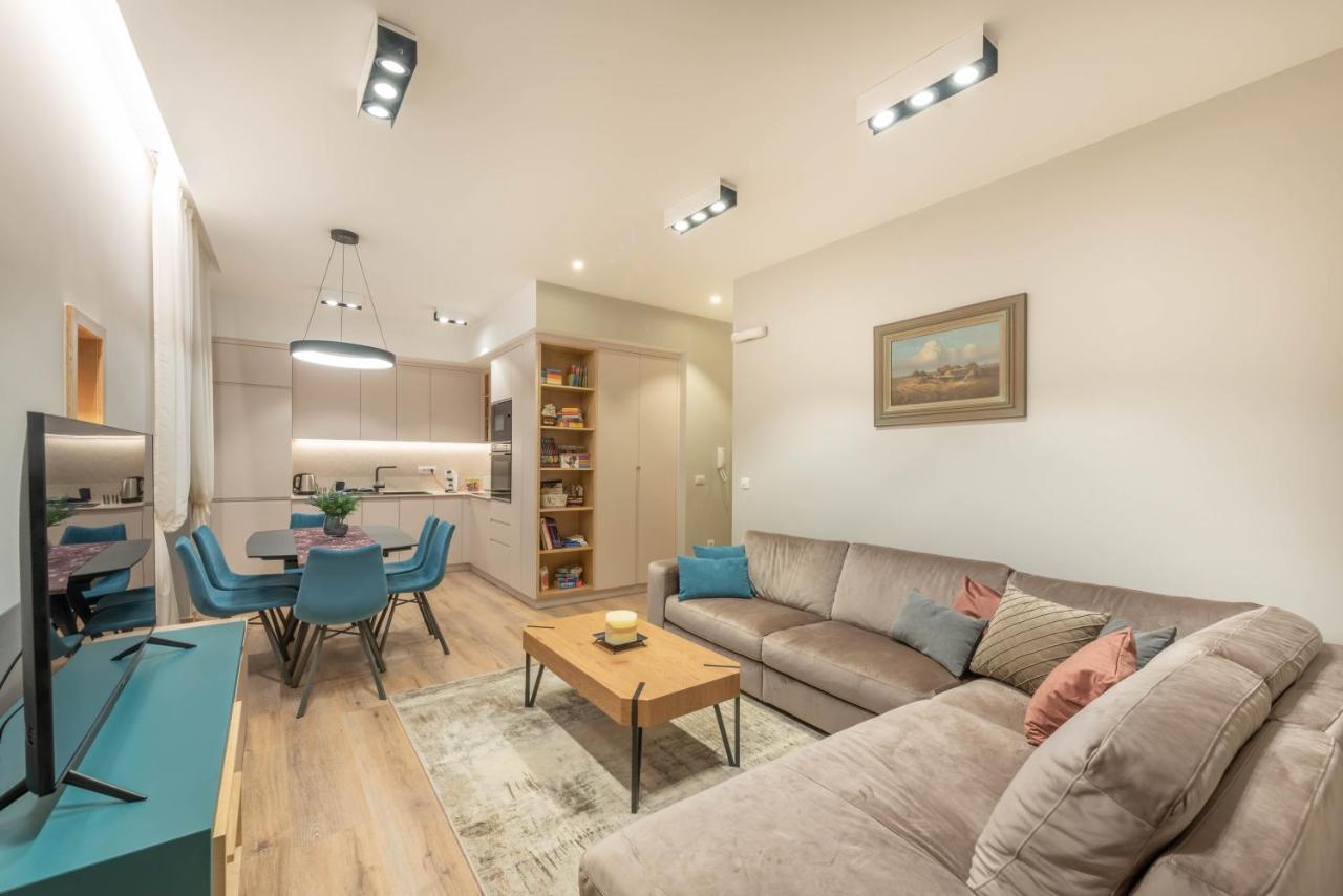 Sasha Di Cattaro - Old Town Lux Apartment Exterior photo
