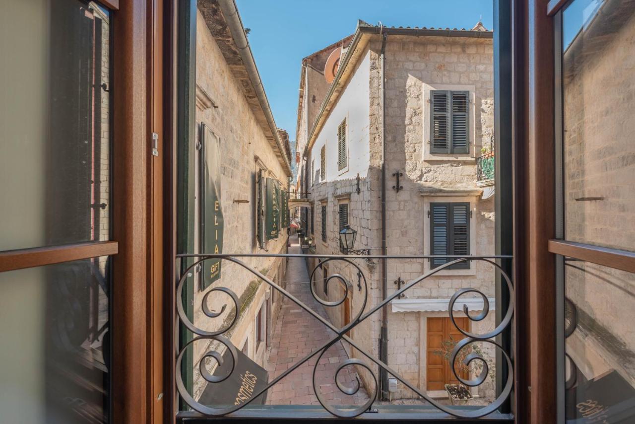 Sasha Di Cattaro - Old Town Lux Apartment Exterior photo